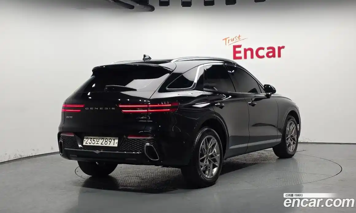 Genesis GV70 2023 2.5 Автомат в Москве № 12931, фото 2