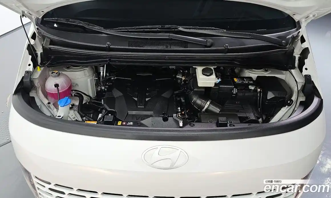 Hyundai Staria 2025 3.5 Автомат в Москве № 130315, фото 17
