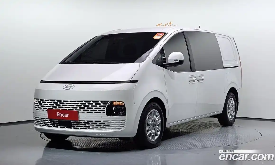 Hyundai Staria 2025 3.5 Автомат в Москве № 130315, фото 7