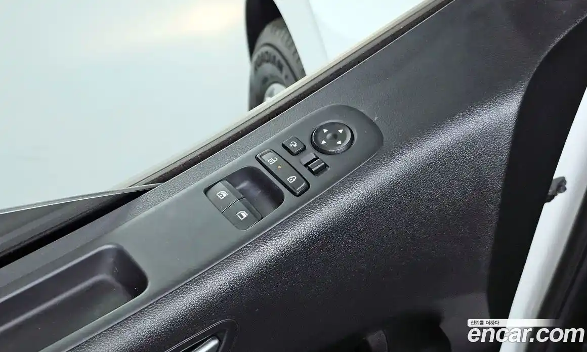 Hyundai Staria 2025 3.5 Автомат в Москве № 130315, фото 8