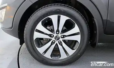 Kia Sportage 2011 2.0 Автомат в Москве № 132200, миниатюра 12