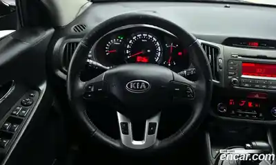 Kia Sportage 2011 2.0 Автомат в Москве № 132200, миниатюра 8