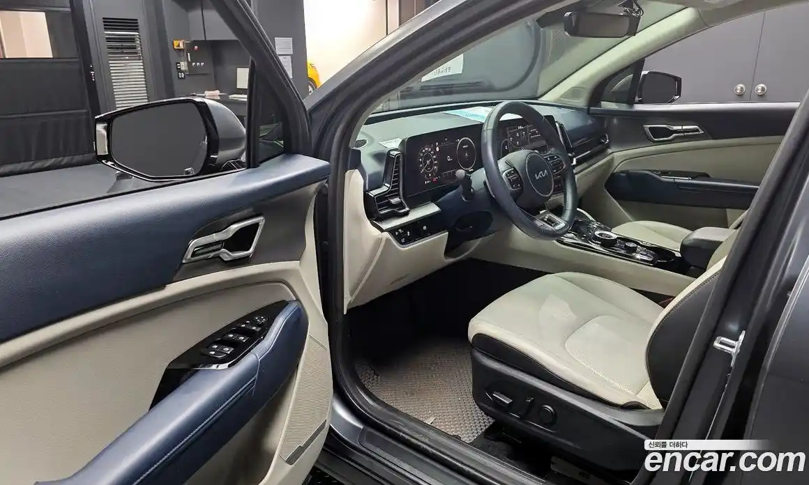 Kia Sportage 2023 1.6 Автомат в Москве № 133033, фото 17