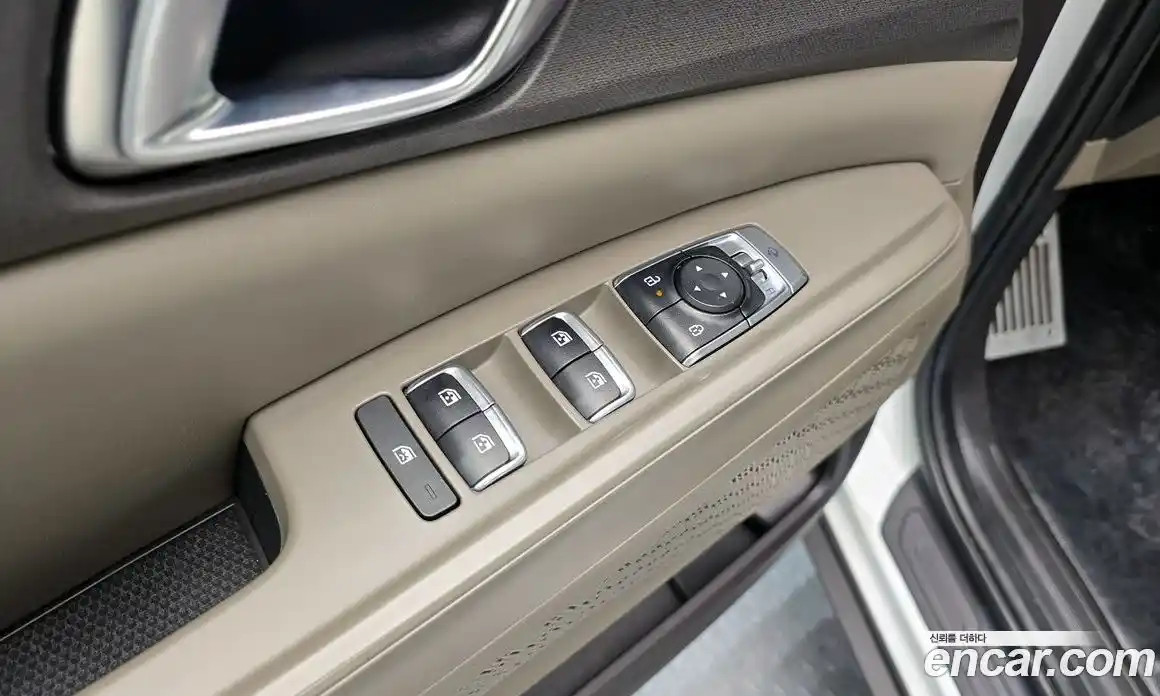 Kia Canival 2024 1.6 Автомат в Москве № 133880, фото 14