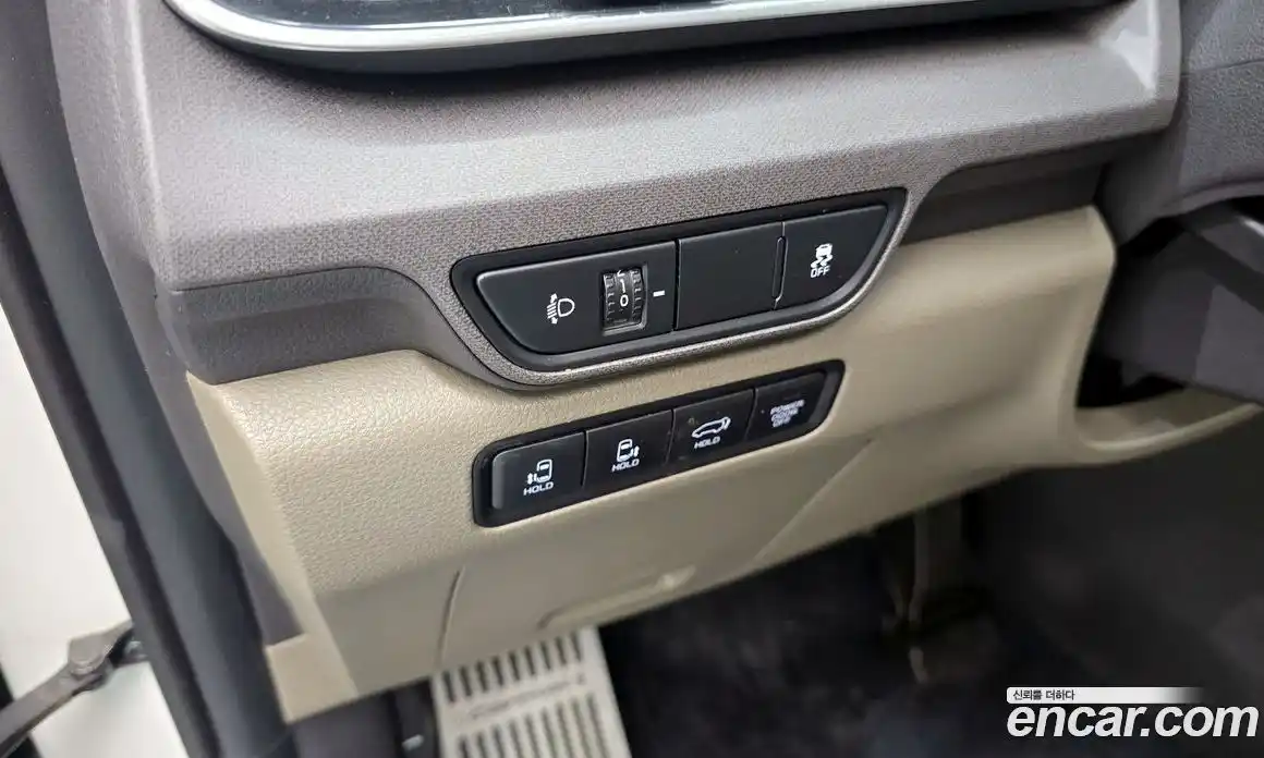 Kia Canival 2024 1.6 Автомат в Москве № 133880, фото 15