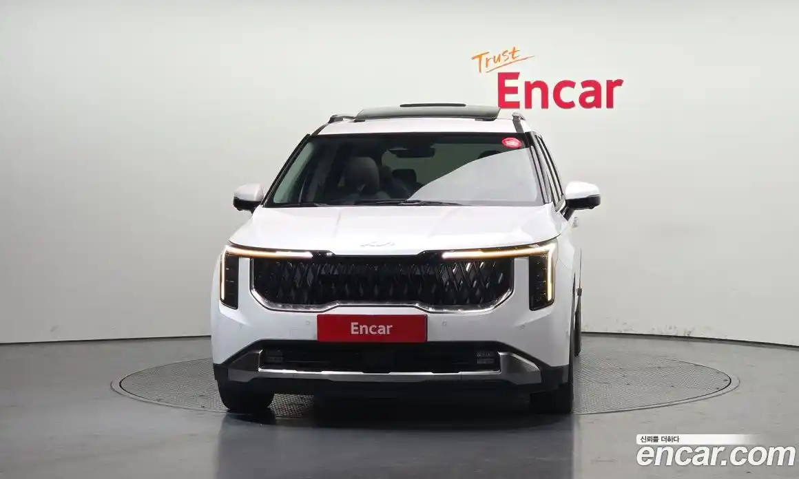 Kia Canival 2024 1.6 Автомат в Москве № 133880, фото 3