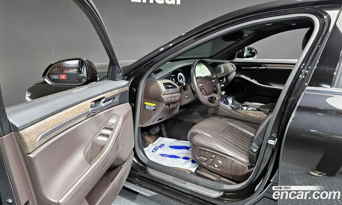 Genesis G90 2019 3.3 Автомат в Москве № 135134, фото 10