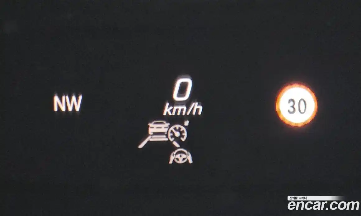 Mercedes-Benz E-Class 2022 1.9 Автомат в Москве № 138710, фото 16