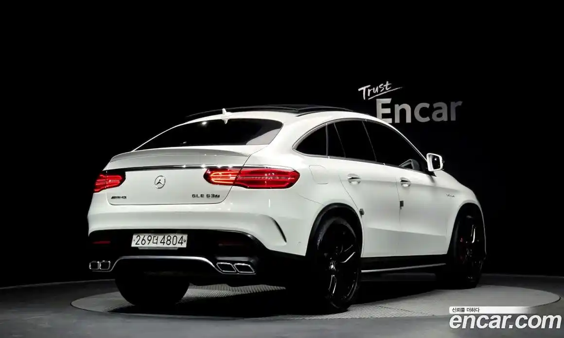 Mercedes-Benz GLE-Class 2019 5.5 Автомат в Москве № 142359, фото 1