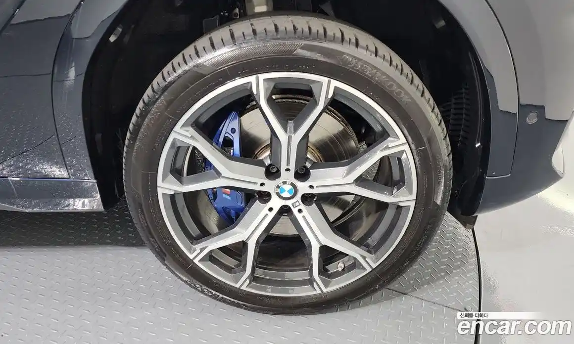 BMW X6 2023 3.0 Автомат в Москве № 154951, фото 5