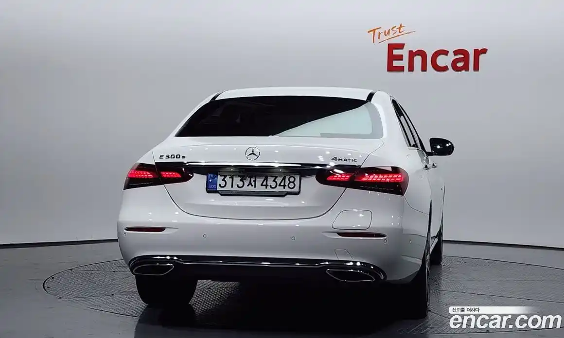 Mercedes-Benz E-Class 2021 2.0 Автомат в Москве № 161979, фото 19