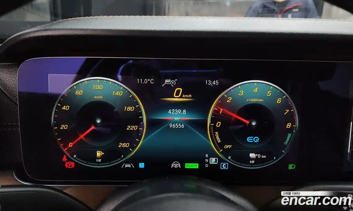 Mercedes-Benz E-Class 2021 2.0 Автомат в Москве № 161979, фото 2