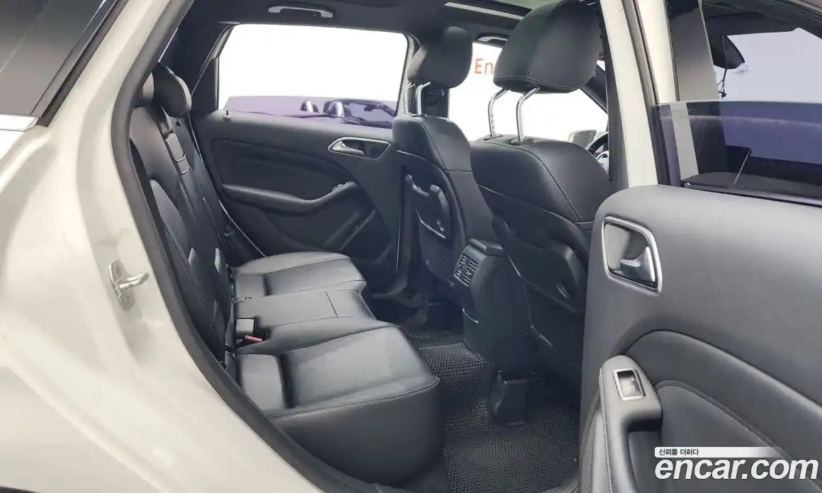 Mercedes-Benz B-Class 2016 2.1 Автомат в Москве № 161998, фото 11