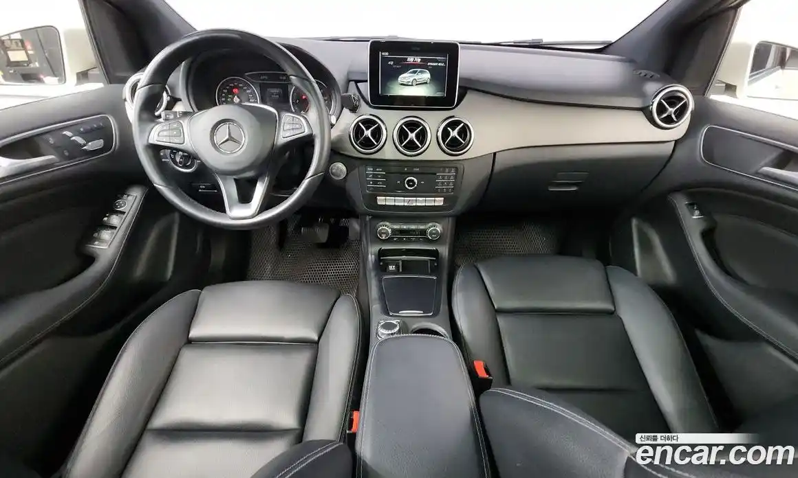 Mercedes-Benz B-Class 2016 2.1 Автомат в Москве № 161998, фото 18