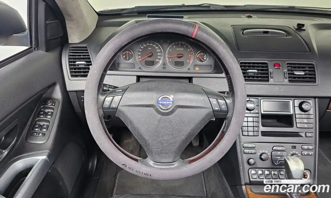 Volvo XC90 2004 2.5 Автомат в Москве № 162010, фото 13