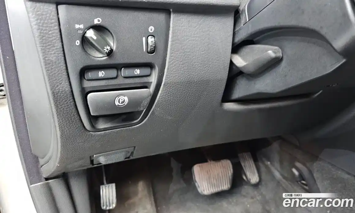 Volvo XC90 2004 2.5 Автомат в Москве № 162010, фото 17