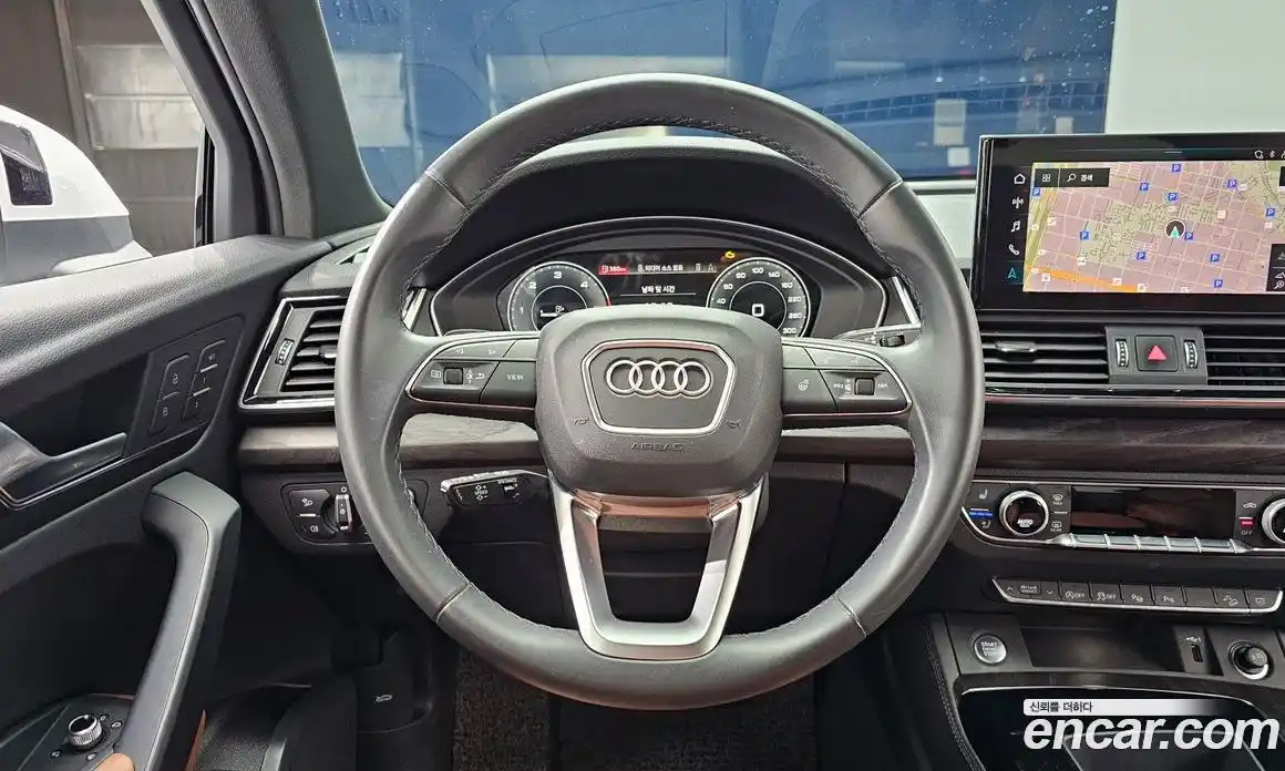 Audi Q5 2023 2.0 Автомат в Москве № 163024, фото 13