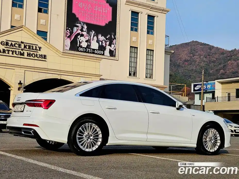 Audi A6 2021 2.0 Автомат в Москве № 164007, фото 4