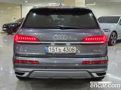 Audi Q7 2022 3.0 Автомат в Москве № 164091, миниатюра 4