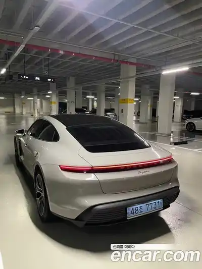 Porsche Taycan 2023 Автомат в Москве № 165743, миниатюра 4