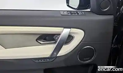 Land Rover Discovery Sport 2024 2.0 Автомат в Москве № 166061, миниатюра 11