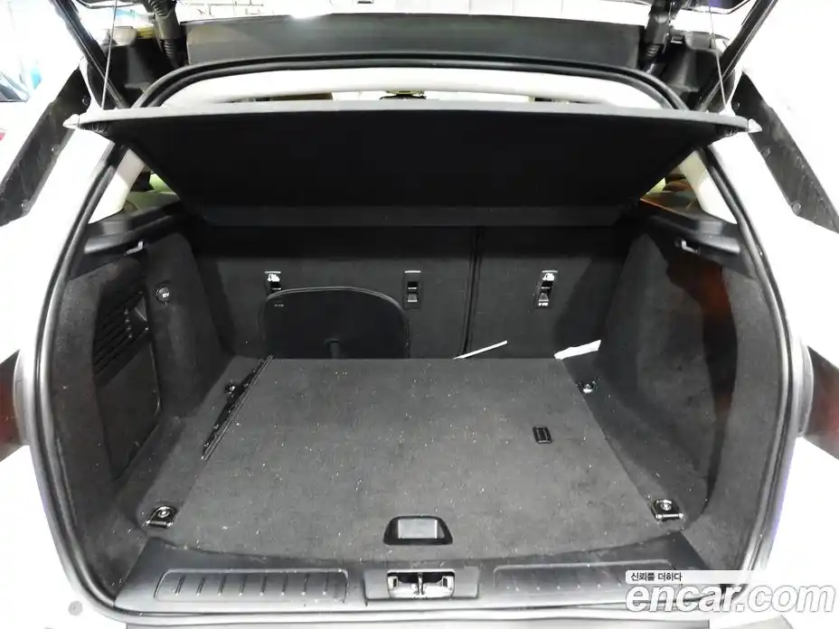 Land Rover Range-Rover Evoque 2017 2.0 Автомат в Москве № 166812, фото 20