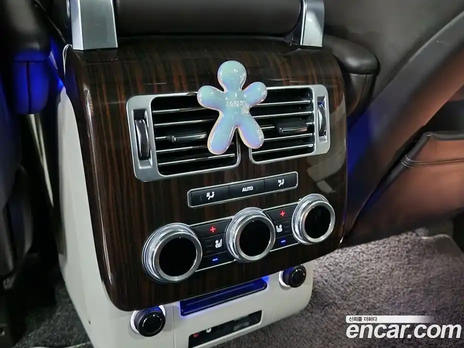 Land Rover Range-Rover 2016 4.4 Автомат в Москве № 166913, фото 19