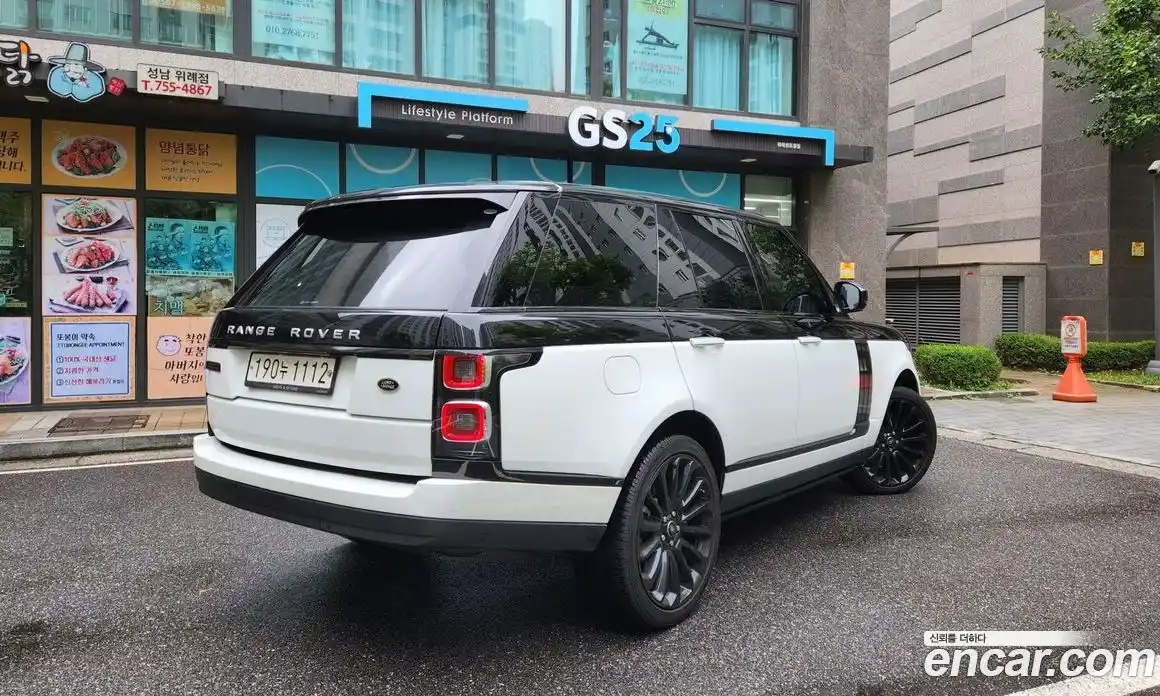 Land Rover Range-Rover 2016 4.4 Автомат в Москве № 166913, фото 3