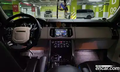 Land Rover Range-Rover 2016 4.4 Автомат в Москве № 166913, миниатюра 9
