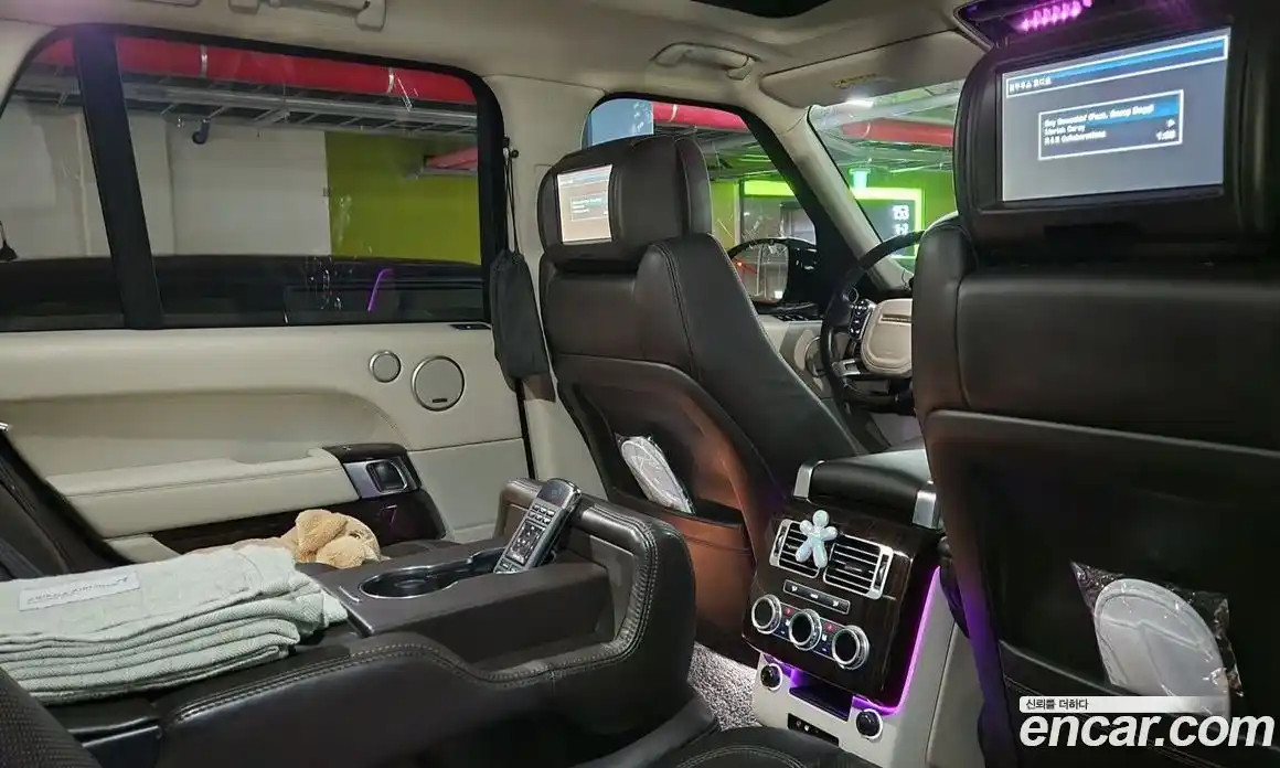 Land Rover Range-Rover 2016 4.4 Автомат в Москве № 166913, фото 10