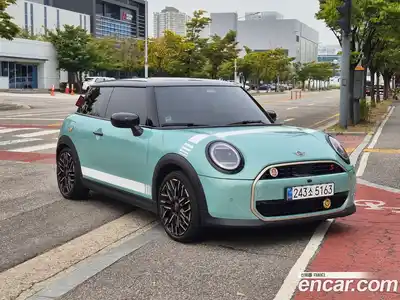 Mini Cooper 2025 2.0 Автомат в Москве № 166941, миниатюра 12