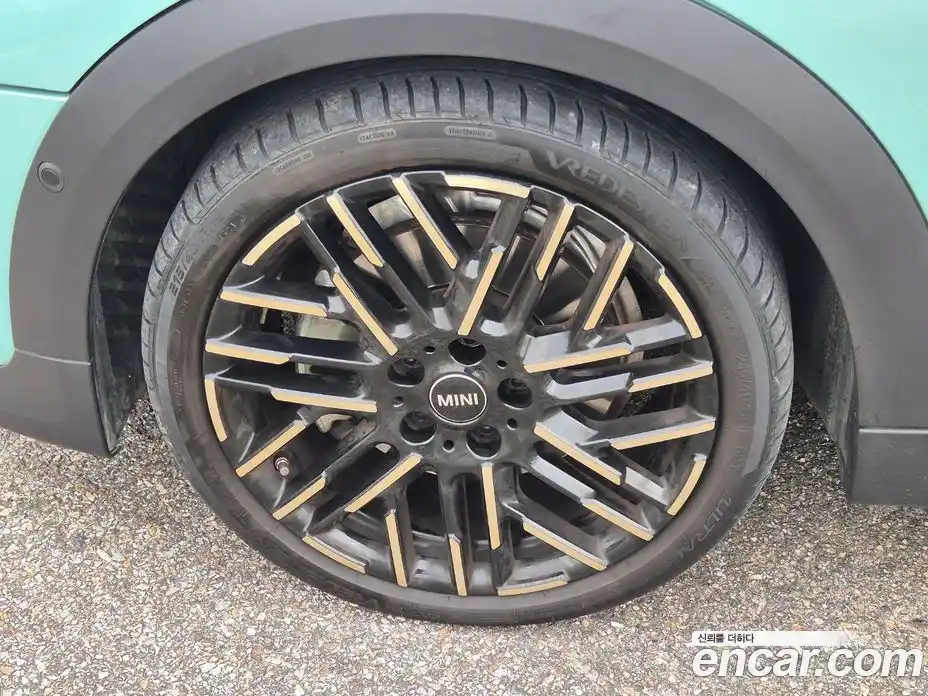 Mini Cooper 2025 2.0 Автомат в Москве № 166941, фото 3