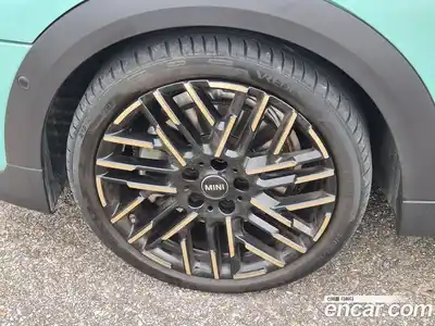 Mini Cooper 2025 2.0 Автомат в Москве № 166941, миниатюра 3