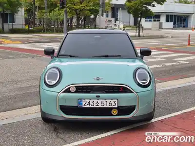 Mini Cooper 2025 2.0 Автомат в Москве № 166941, миниатюра 5
