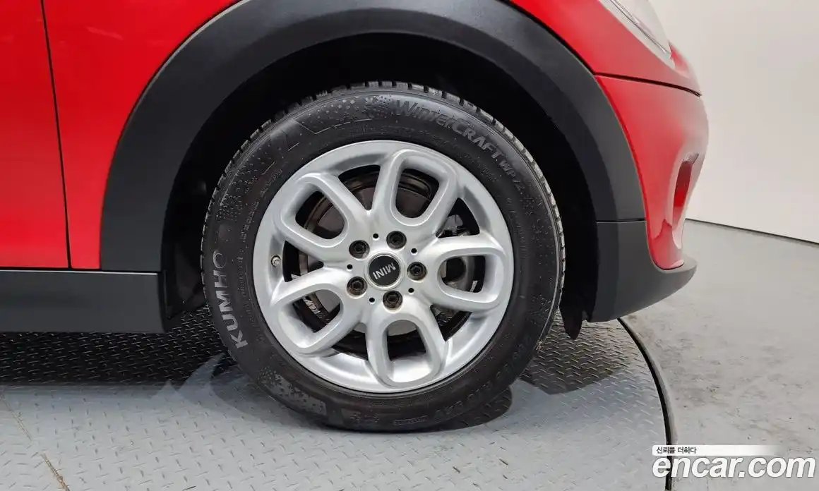 Mini Cooper 2021 1.5 Автомат в Москве № 167139, фото 16