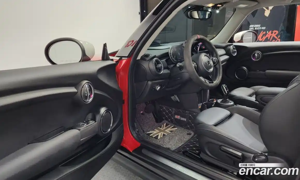 Mini Cooper 2021 1.5 Автомат в Москве № 167139, фото 10