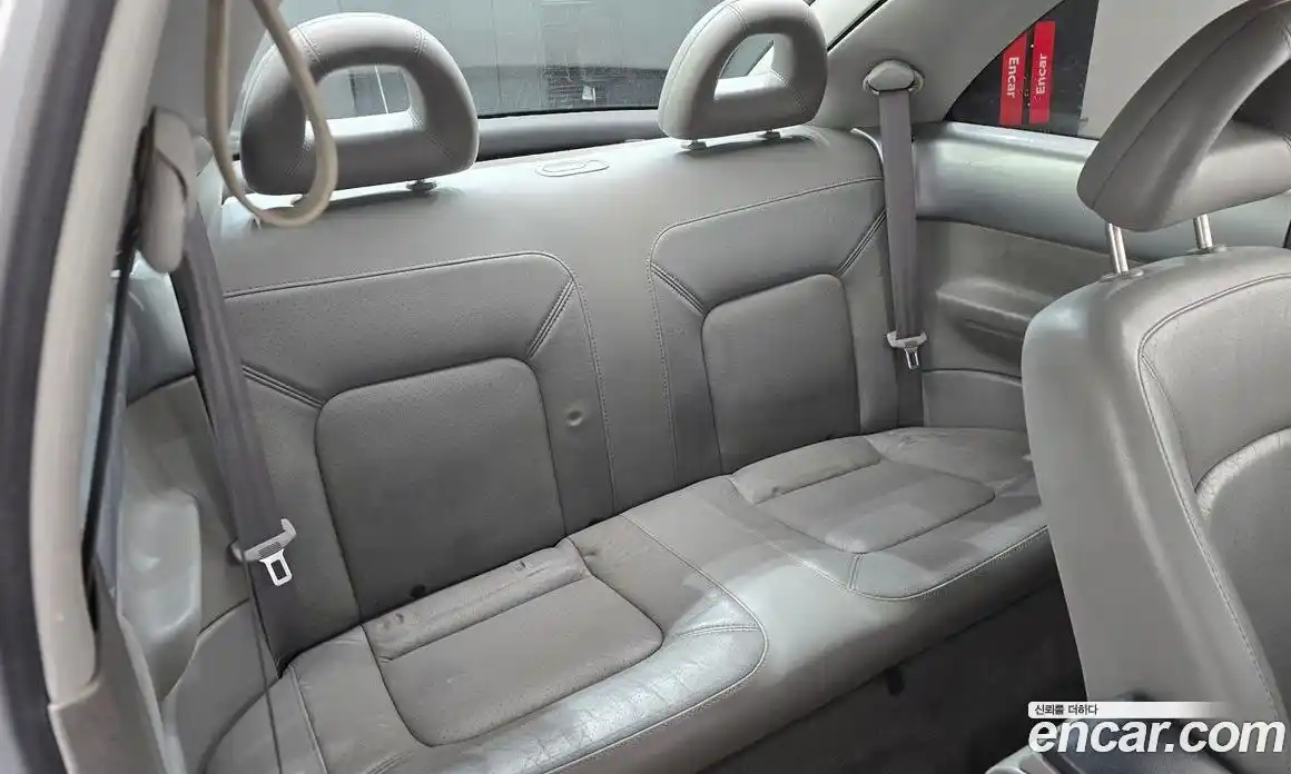 Volkswagen Beatle 2002 2.0 Автомат в Москве № 168924, фото 16