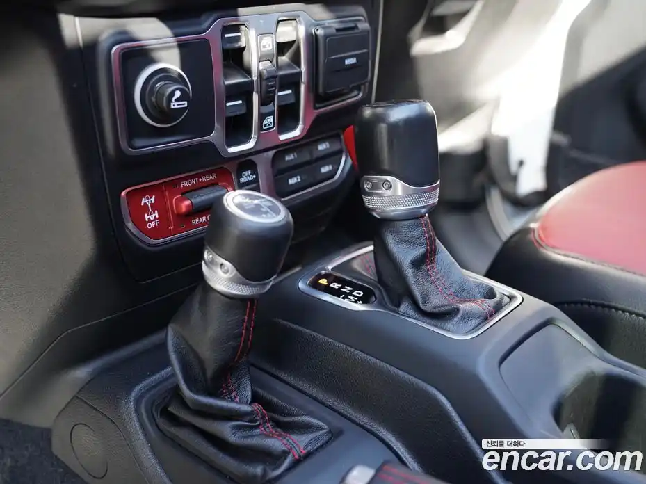 Jeep Gladiator 2021 3.6 Автомат в Москве № 170009, фото 9