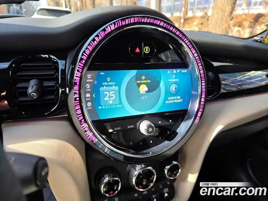 Mini Cooper Convertible 2023 2.0 Автомат в Москве № 179651, фото 9