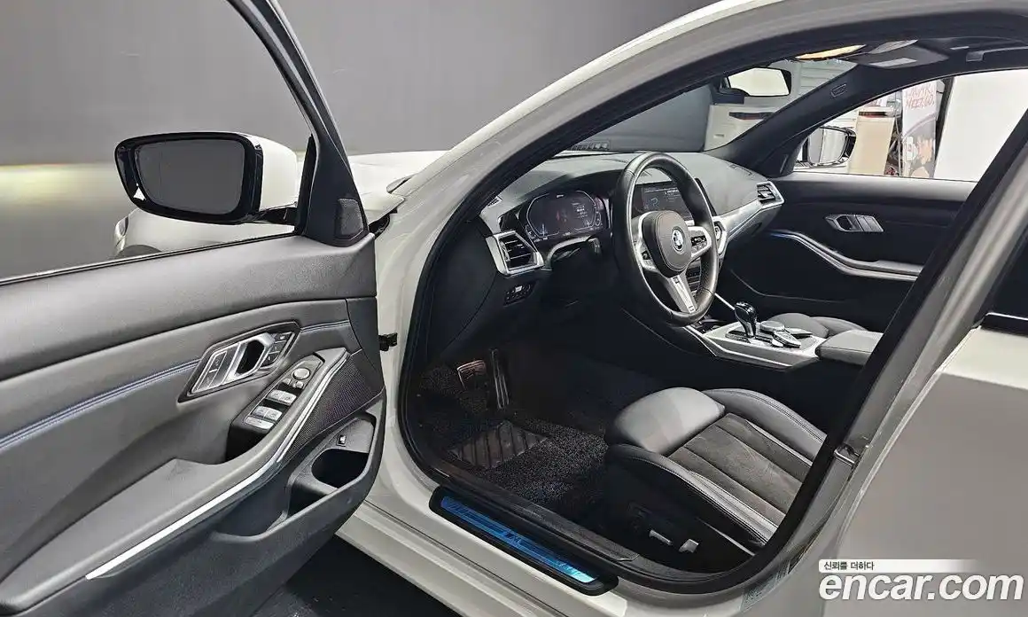 BMW 3-Series 2022 2.0 Автомат в Москве № 189364, фото 15