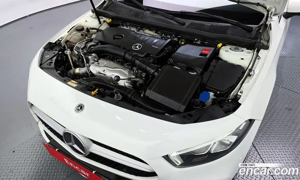 Mercedes-Benz A-Class 2020 2.0 Автомат в Москве № 194021, фото 7