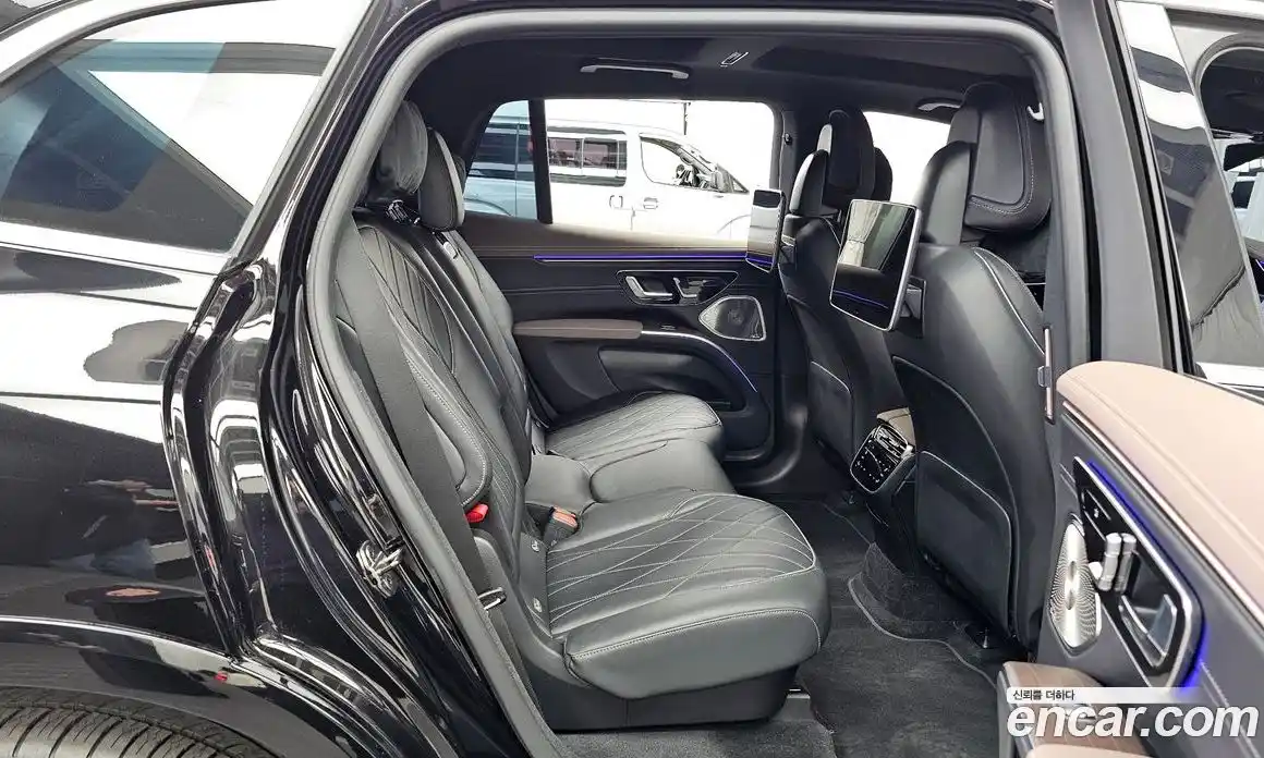 Mercedes-Benz EQS 2023 0.3 Автомат в Москве № 194105, фото 12