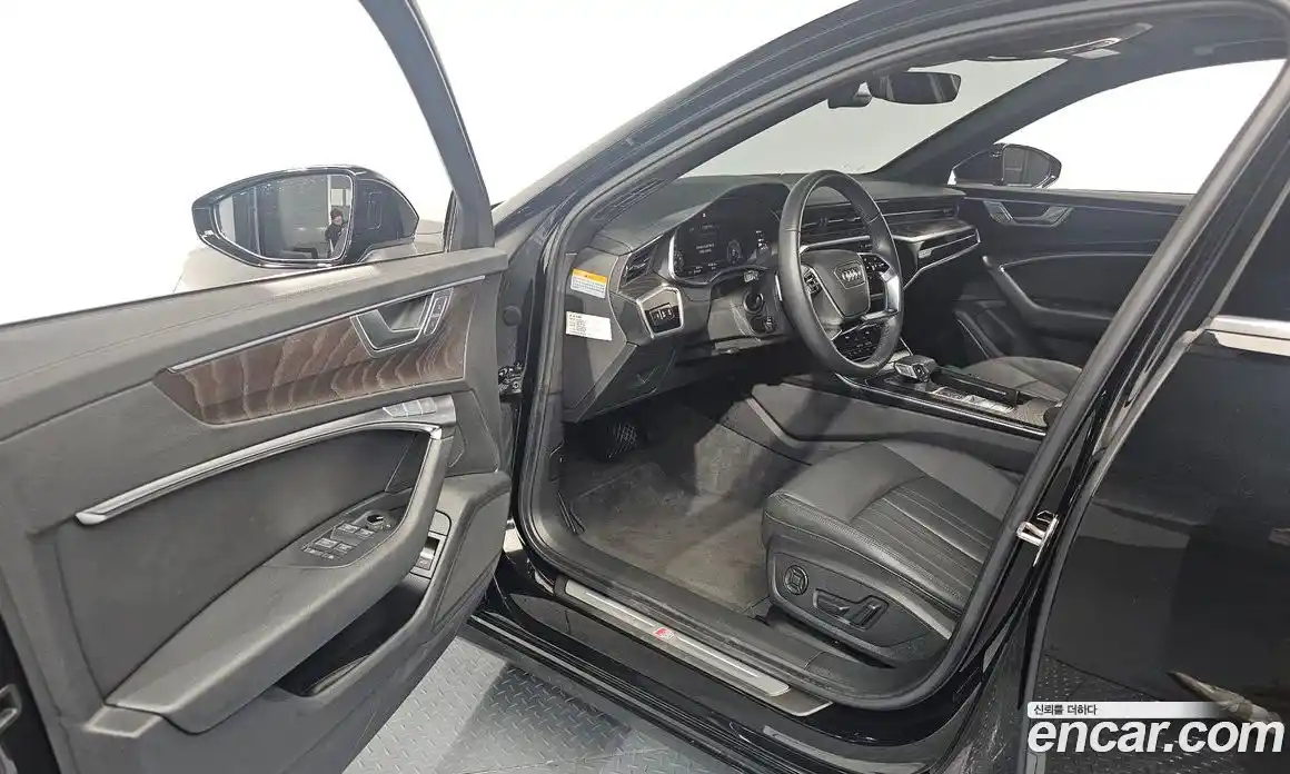 Audi A6 2023 2.0 Автомат в Москве № 195890, фото 7