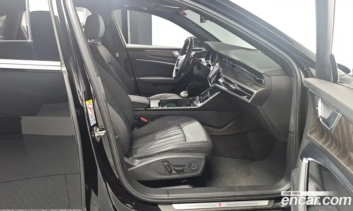 Audi A6 2023 2.0 Автомат в Москве № 195890, фото 8