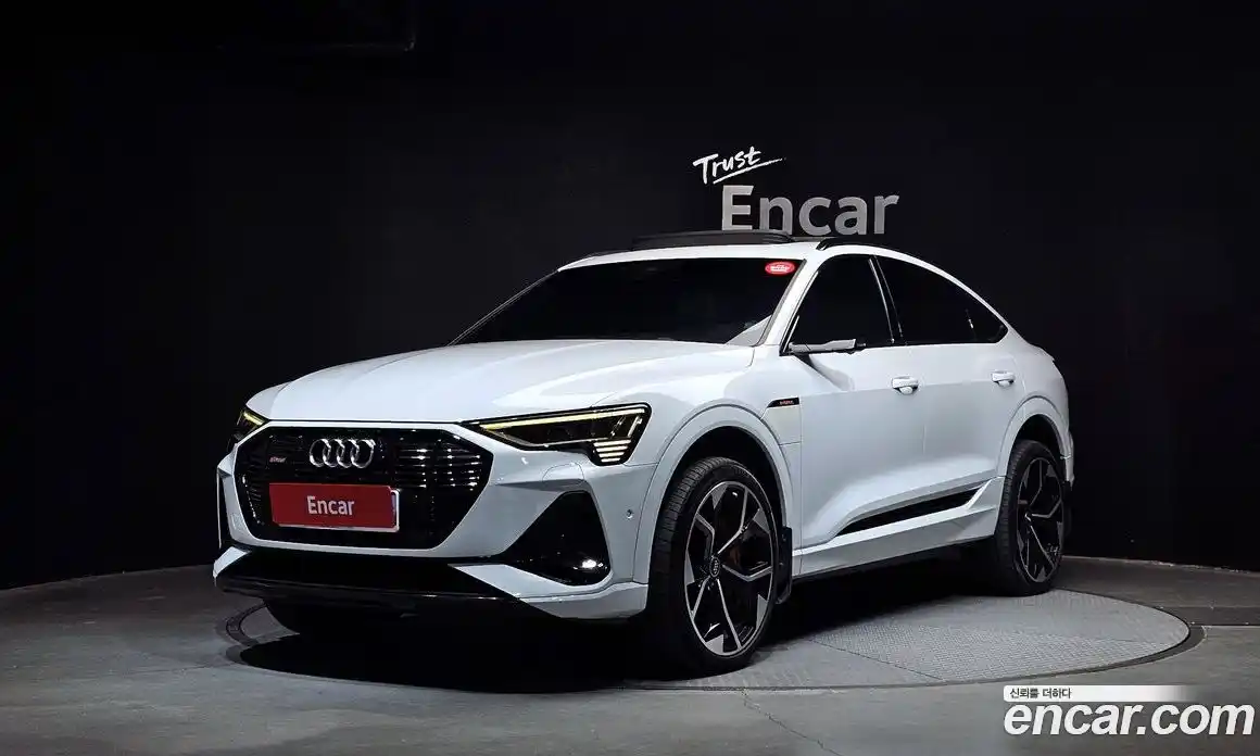 Audi e-tron 2021 0.2 Автомат в Москве № 196404, фото 14