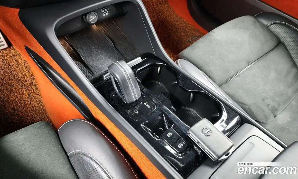 Volvo XC40 2020 2.0 Автомат в Москве № 197113, фото 19