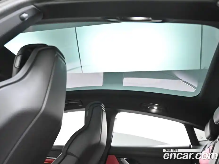 Porsche Taycan 2025 0.1 Автомат в Москве № 197722, фото 19