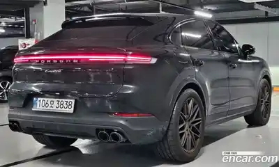 Porsche Cayenne 2025 3.0 Автомат в Москве № 197765, миниатюра 4