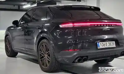 Porsche Cayenne 2025 3.0 Автомат в Москве № 197765, миниатюра 6