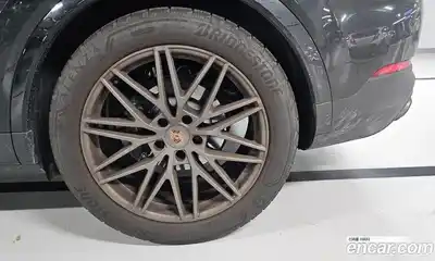 Porsche Cayenne 2025 3.0 Автомат в Москве № 197765, миниатюра 7